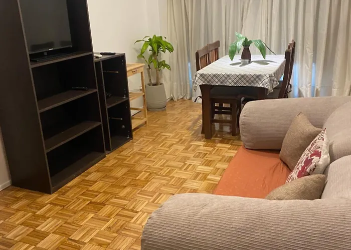 Departamento Excelente, 3 Ambientes En Caballito, Balcon A La Calle 4 Personas
